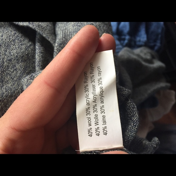 SzM wool mix Sandwich from Anthropologie crop top - Picture 5 of 9